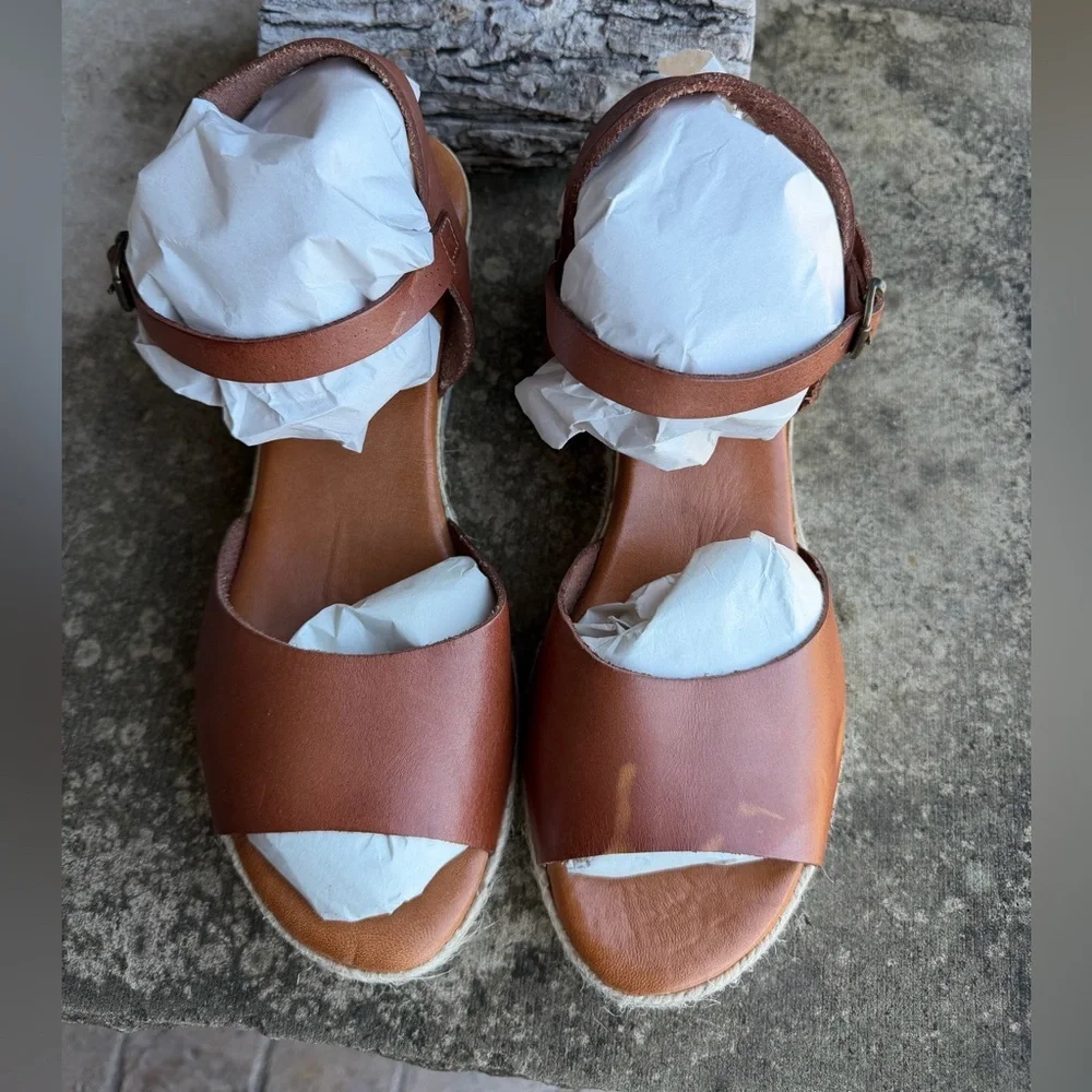 Bertuchi Women's Brown Leather Espadrille Wedge Sandals Ankle Strap Sz-40(9.5) P